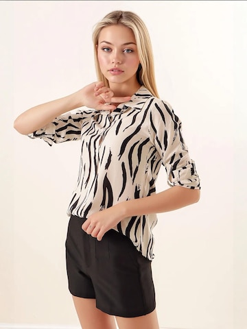 Chemisier Bigdart en beige : devant