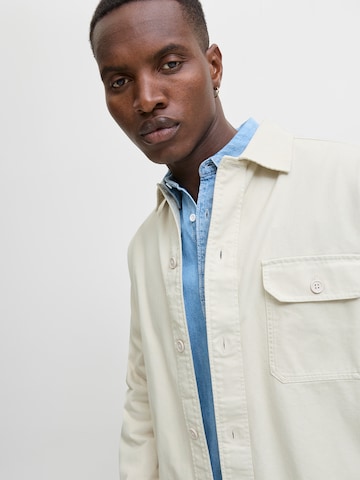 Comfort Fit Cămașă 'JJEDOVER' de la JACK & JONES pe bej