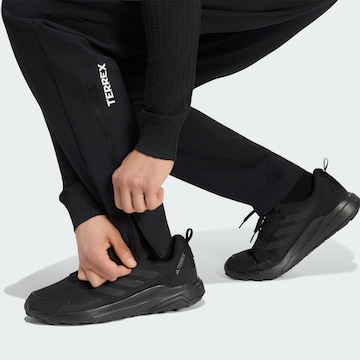 Slimfit Pantaloni per outdoor 'Xperior Pro' di ADIDAS TERREX in nero