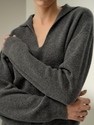 Lilysilk Pullover 'Gerippter Kaschmir Polo Pullover'‌ in Grau