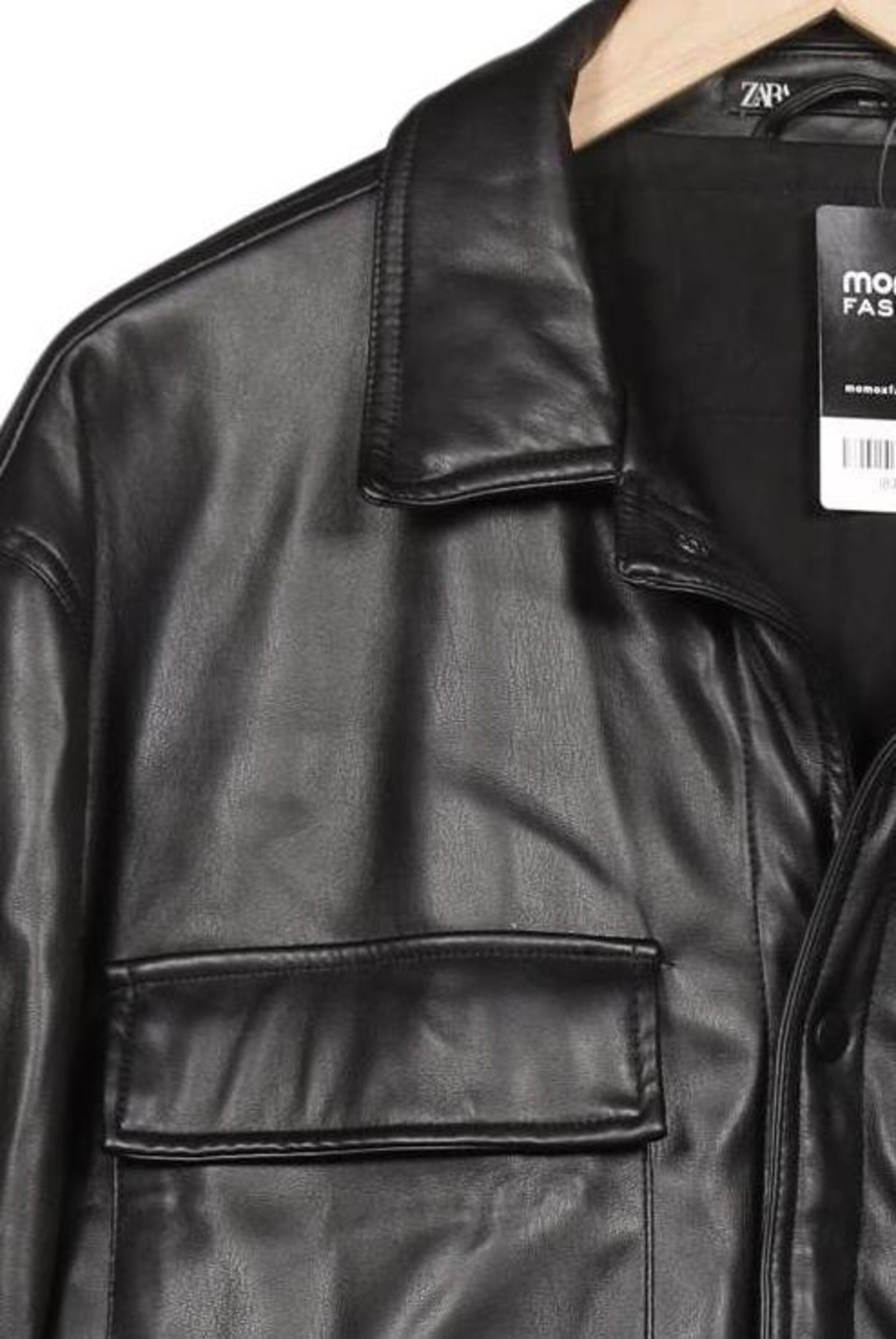 ZARA Jacket & Coat in L in Black