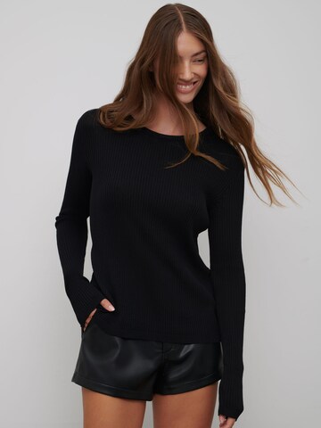 RÆRE by Lorena Rae Sweater 'Juna' in Black