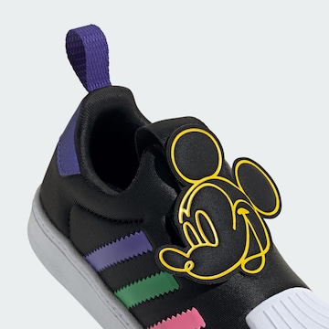 ADIDAS ORIGINALS Tennarit 'Disney Mickey Superstar 360' värissä musta