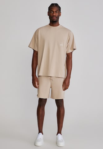 SikSilk Set in Beige: Vorderseite