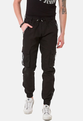 CIPO & BAXX Regular Cargo Pants in Black: front