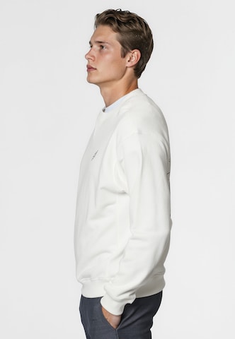 Kleinigkeit Sweatshirt 'Rendezvous' in Wit