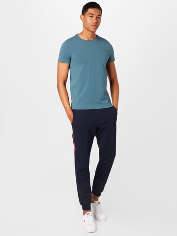 TOMMY HILFIGER Slim Fit T-Shirt in Blau