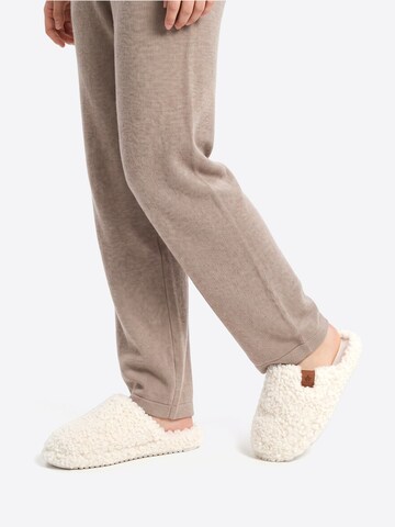 Youecci Slippers in Beige