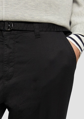 s.Oliver Tapered Chino trousers in Black