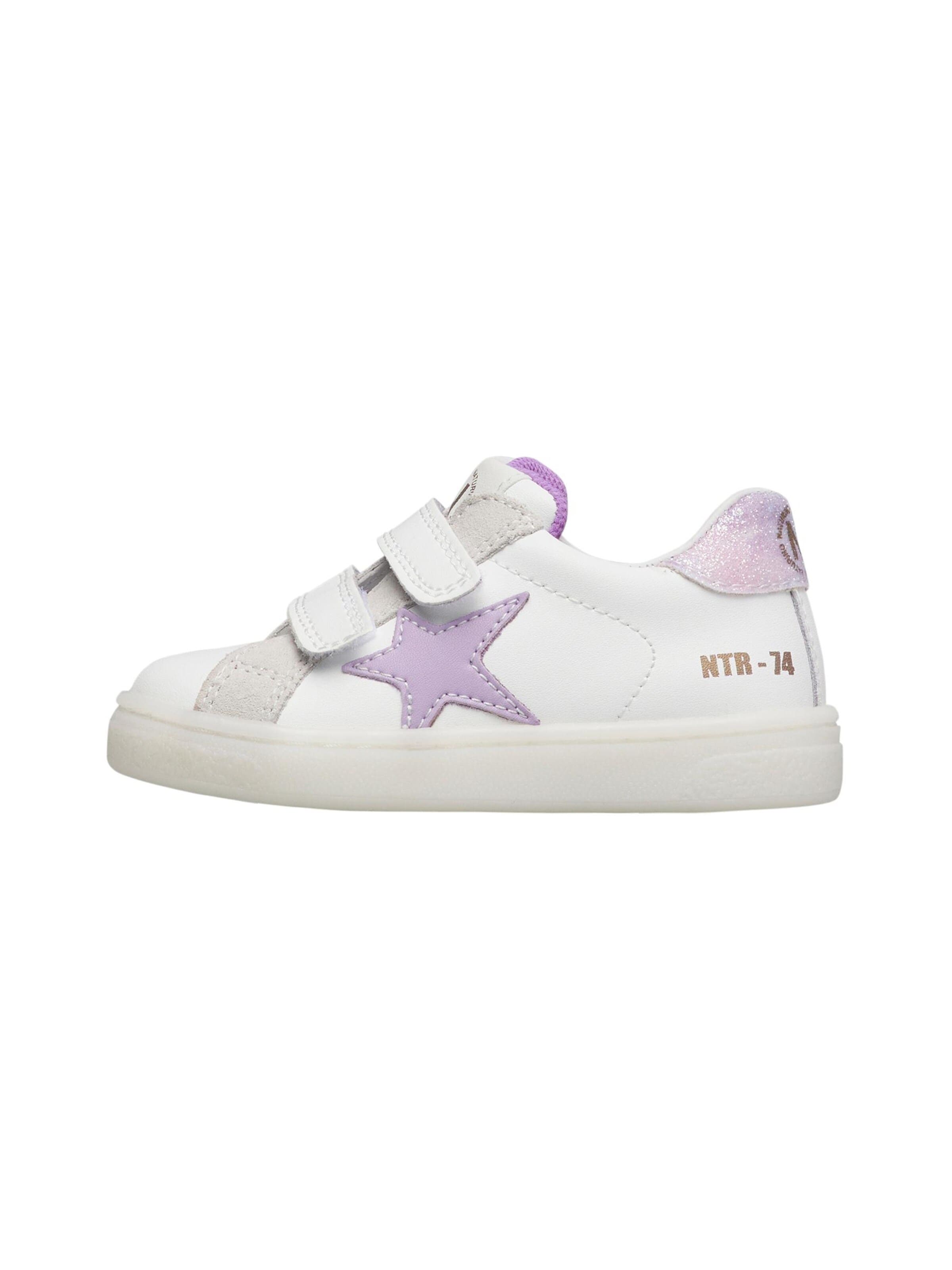 NATURINO Sneakers 'Pinn' in Wit: voorkant