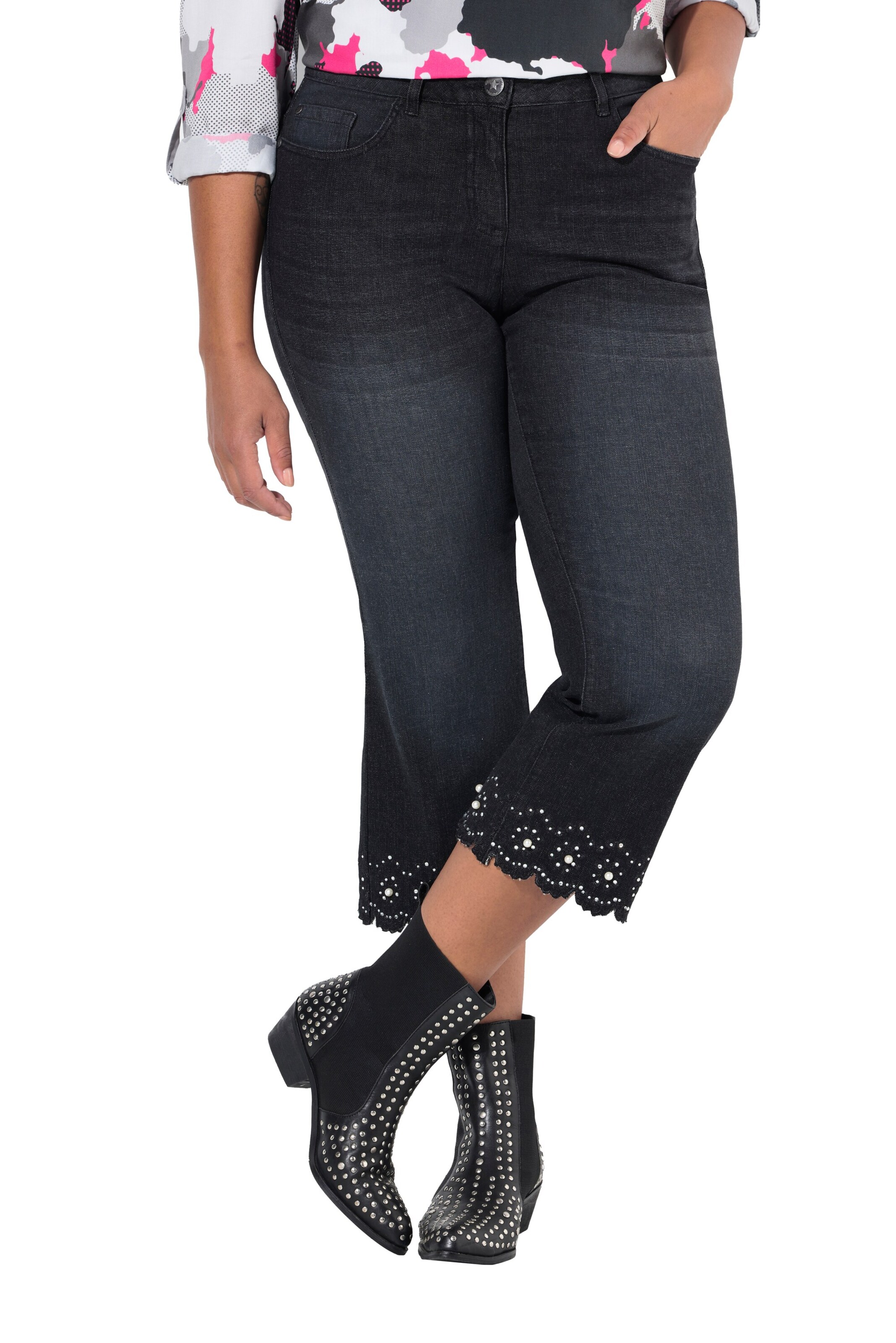 Angel of Style Flared Jeans in Zwart: voorkant