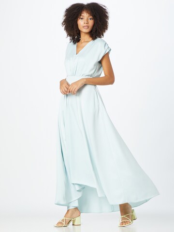 Robe Closet London en bleu