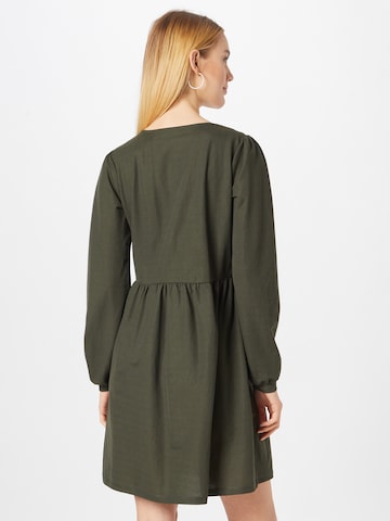 Robe 'Elva' ABOUT YOU en vert