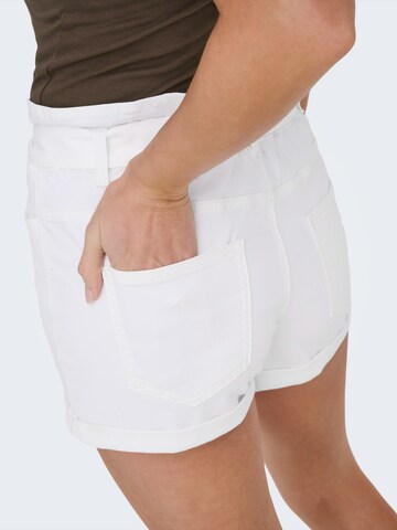 ONLY Szabványos Farmer 'ONLWAUW' - fehér