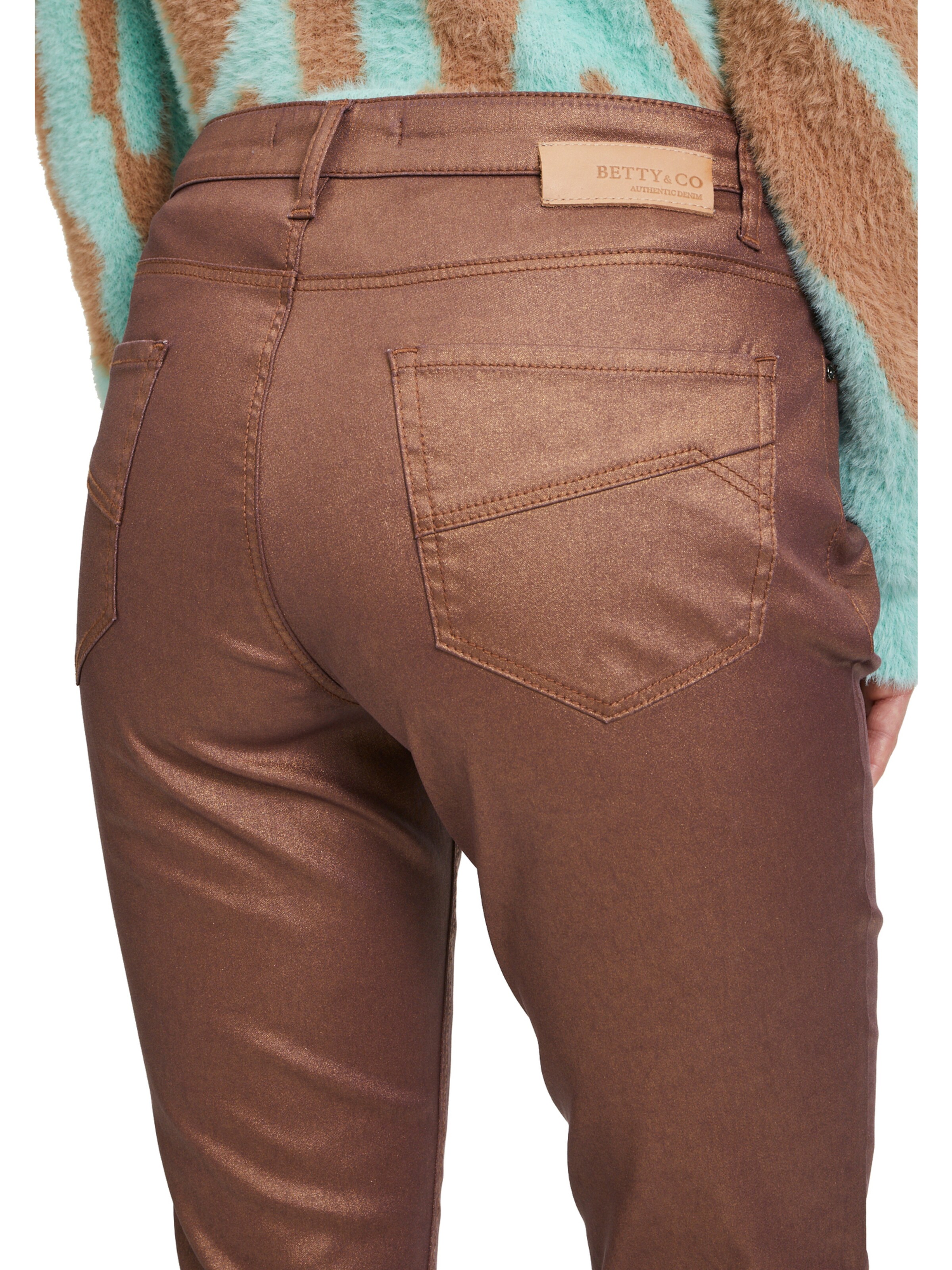 Slimfit Jeans di Betty & Co in marrone