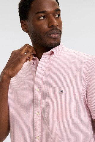 GANT Regular fit Button Up Shirt in Red