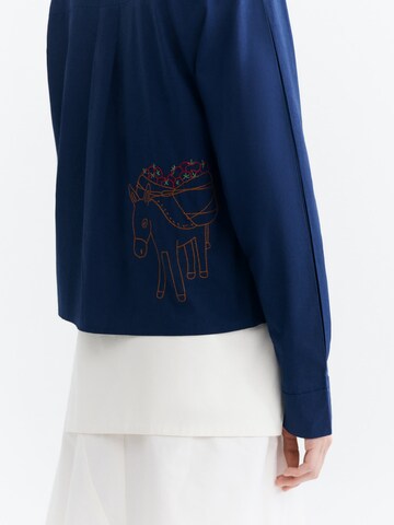 Thinking MU T-shirt ' DUNA ' i blå: sida