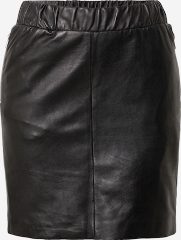 Gipsy Skirt in Black: front