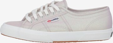 Baskets basses SUPERGA en beige : devant