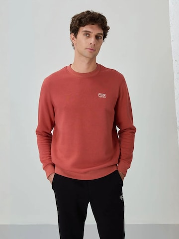 Tommy Life Joggingpak in Rood