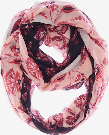 COMMA Scarf & Wrap in One size in Pink: front