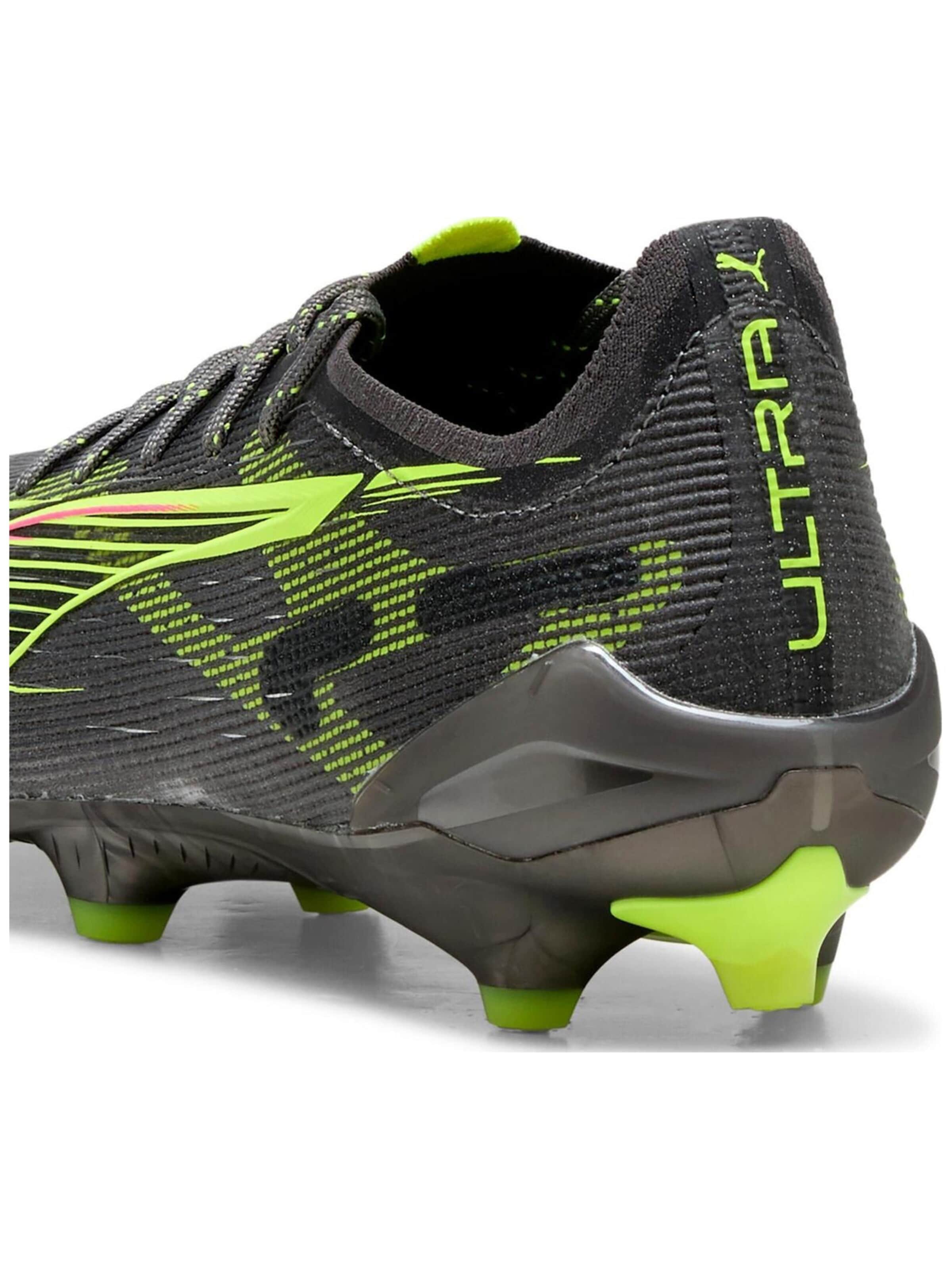 Scarpa da calcio 'Puma Ultra 5 Ultimate Fg' di PUMA in grigio
