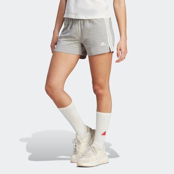 ADIDAS SPORTSWEAR Regular Sportshorts 'Essentials' in Grau: Vorderseite