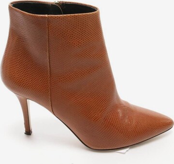 BOSS Dress Boots in 36 in Brown: front