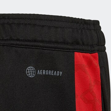 regular Pantaloni sportivi 'Salah' di ADIDAS PERFORMANCE in nero