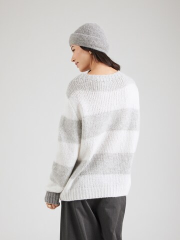 MORE & MORE Pulover | siva barva