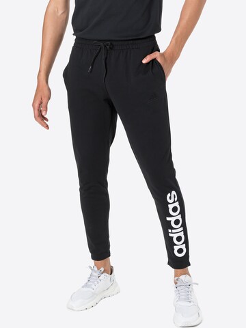 Effilé Pantalon de sport 'Essentials Tapered Elastic Cuff Logo' ADIDAS SPORTSWEAR en noir : devant