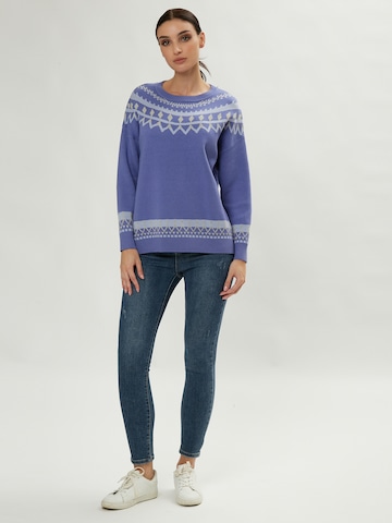 Influencer Sweater in Purple