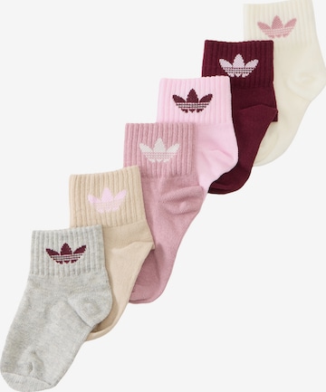 ADIDAS ORIGINALS - Meias em bege: frente