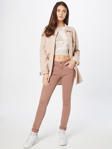 Skinny Jeans 'Adriana' de la Mavi pe roz