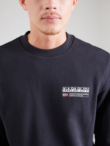 NAPAPIJRI Sweatshirt 'B-KASBA C' in Zwart
