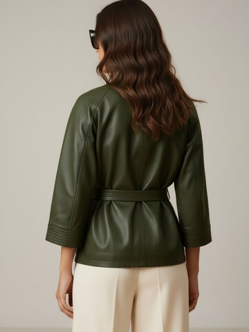 WEARABLE STORIES Blazers 'Kimono' in Groen