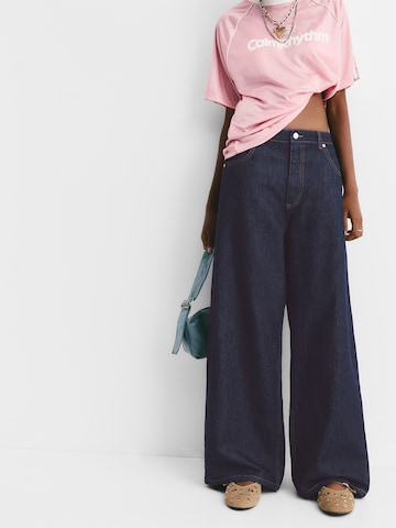 Pull&Bear Flared Jeans 'Pacific' in Blue: front