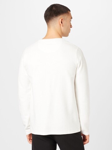 T-Shirt FYNCH-HATTON en blanc