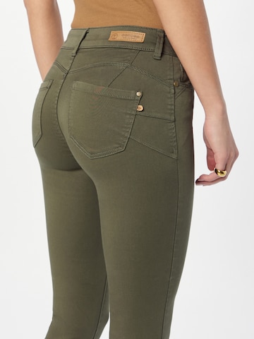 BONOBO Skinny Pants in Green