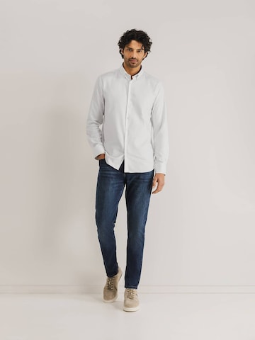 Coupe regular Chemise State of Art en blanc