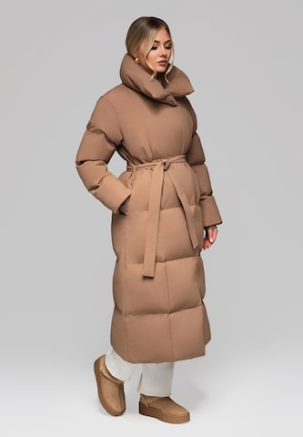Ombre Winterjas in Bruin: voorkant
