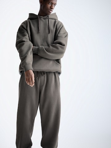 Pull&Bear Jogginganzug in Grau