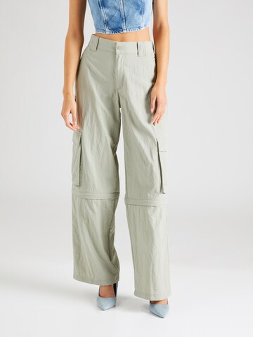 Tommy Jeans - Pierna ancha Pantalón cargo 'Claire' en verde: frente