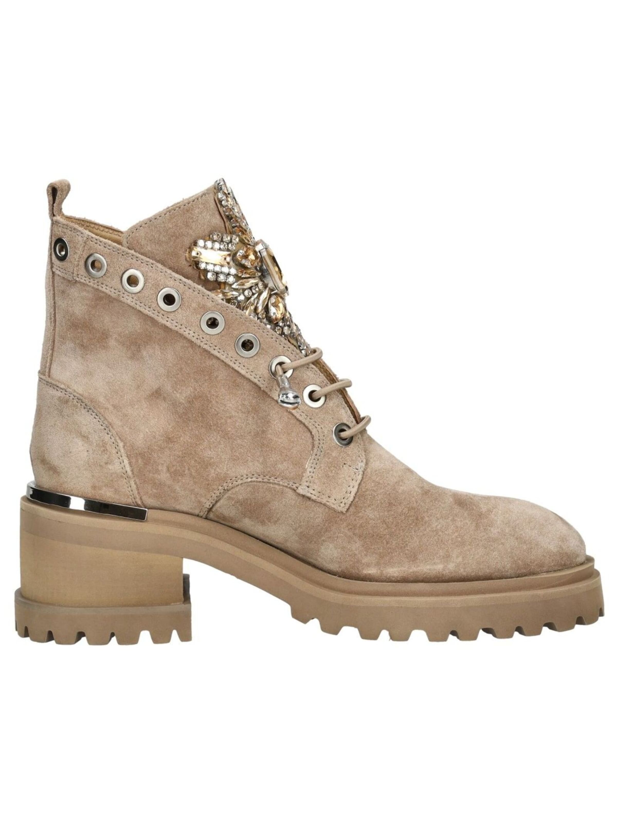 Alma En Pena Lace-up bootie in Beige