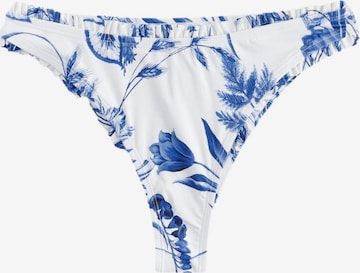 balta Next Bikinio kelnaitės: priekis