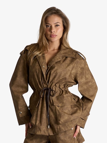 Giacca di mezza stagione di HAVE ONE in beige: frontale