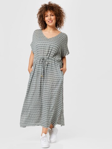 KAFFE CURVE Dress 'Childa' in Green: front