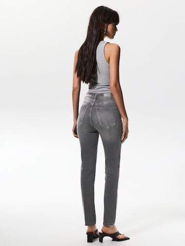 Skinny Jean Pull&Bear en gris