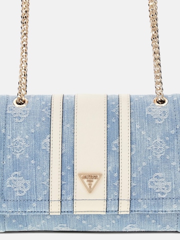 GUESS Schultertasche 'Noelle' in Blau