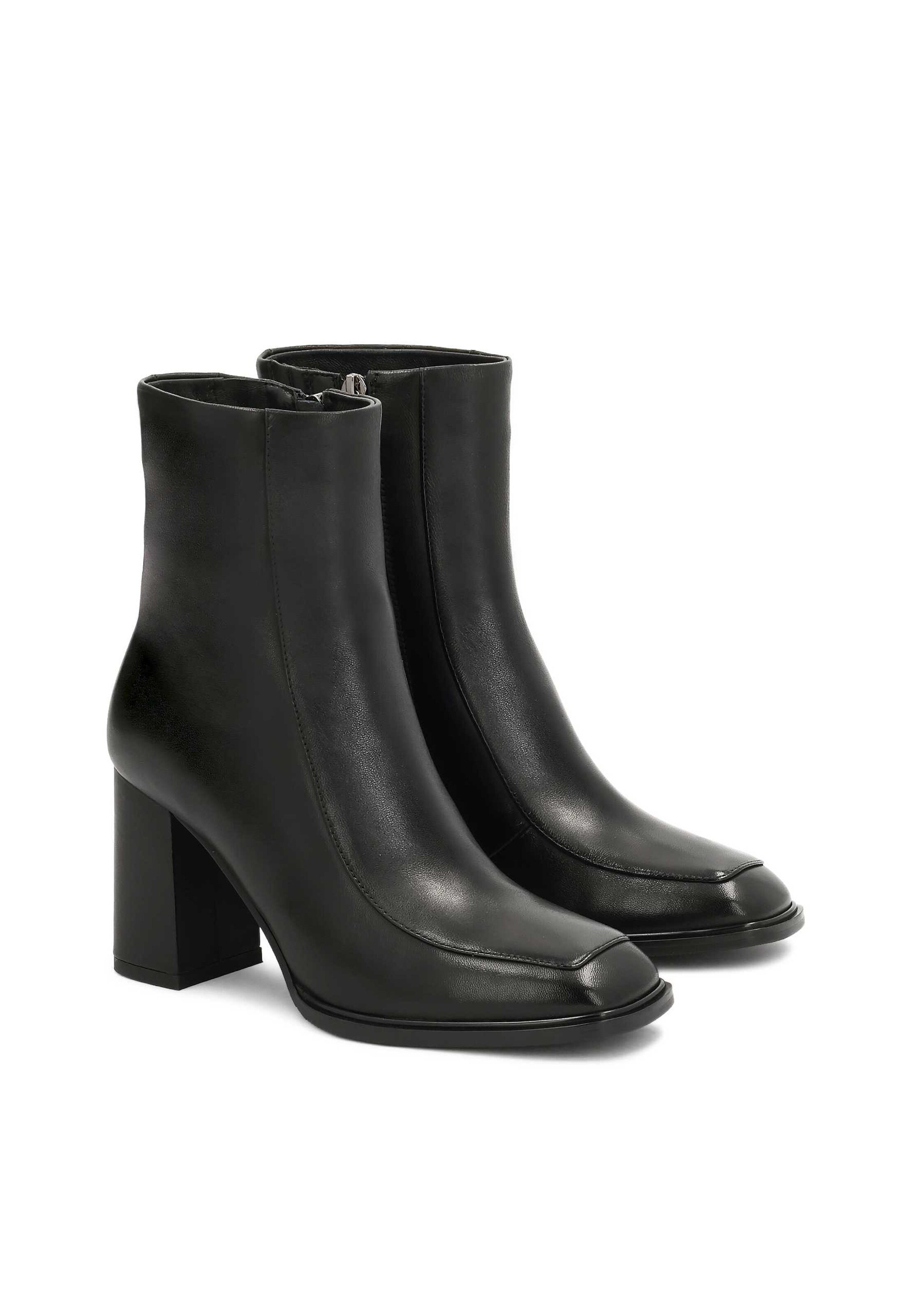 Kazar Къси ботуши в черно